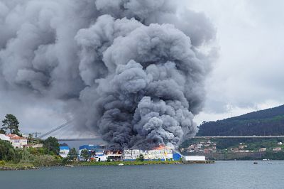 2016 05 09 IncendioFandicostaDomaio06.JPG